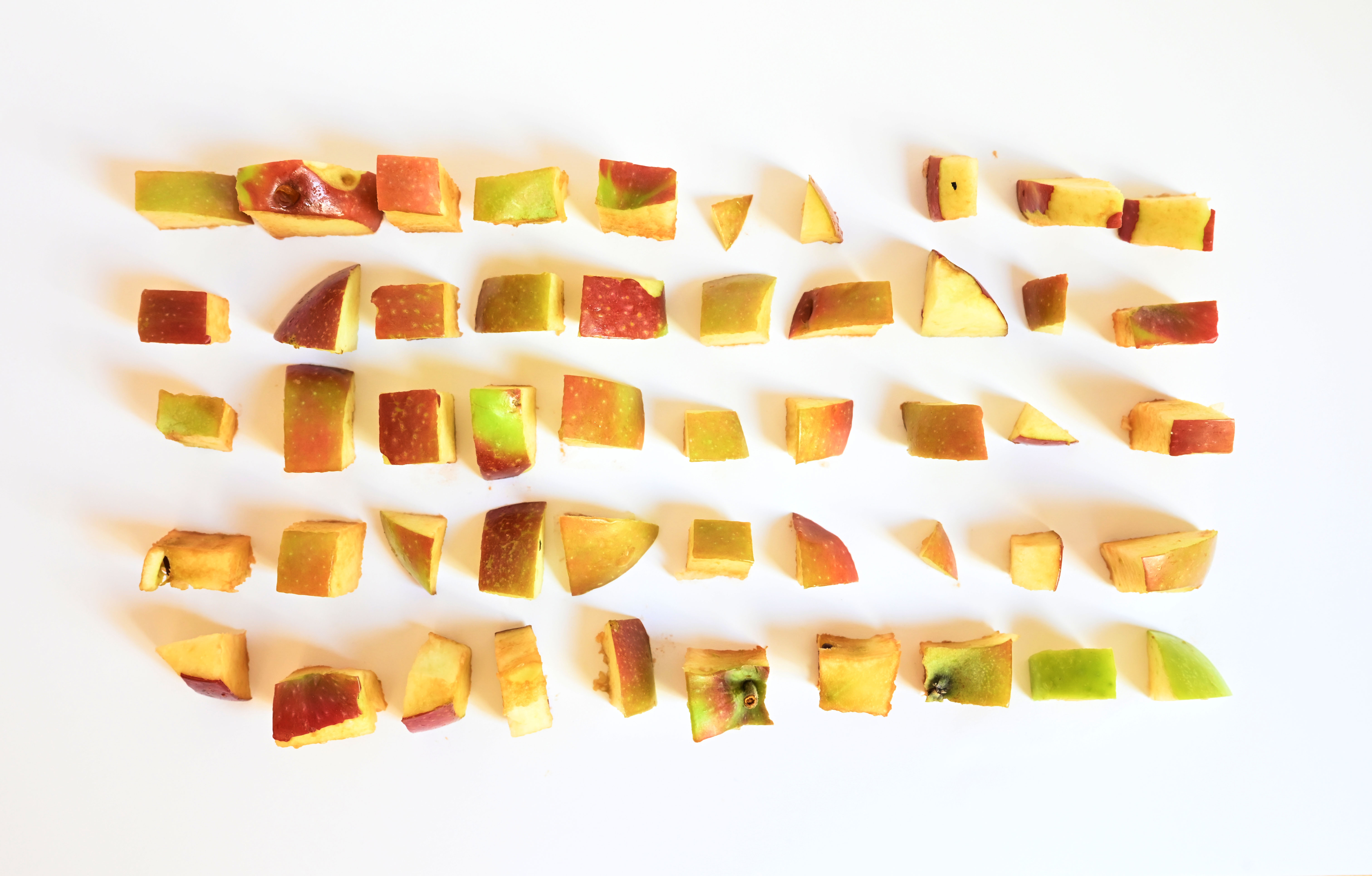 Apple pieces